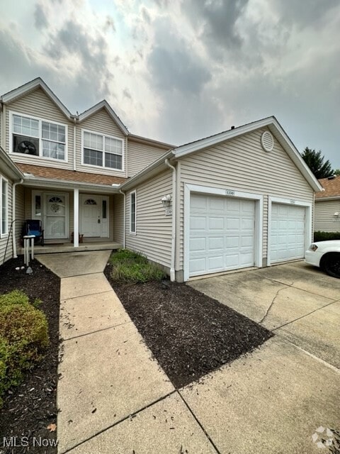 Building Photo - 1330 Meadow Run Rental