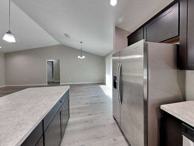 Photo - 1984 W Magenta Dr