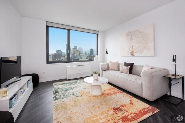 Building Photo - 250 E Houston St Unit 6E Rental