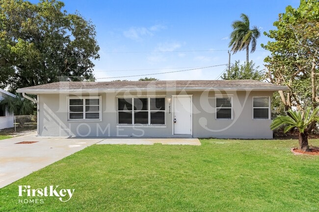 Photo - 1425 NE 29th St