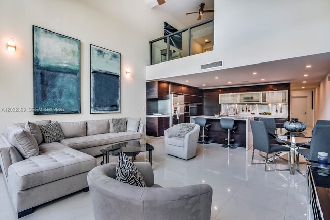 Building Photo - 6000 Collins Ave Unit 346