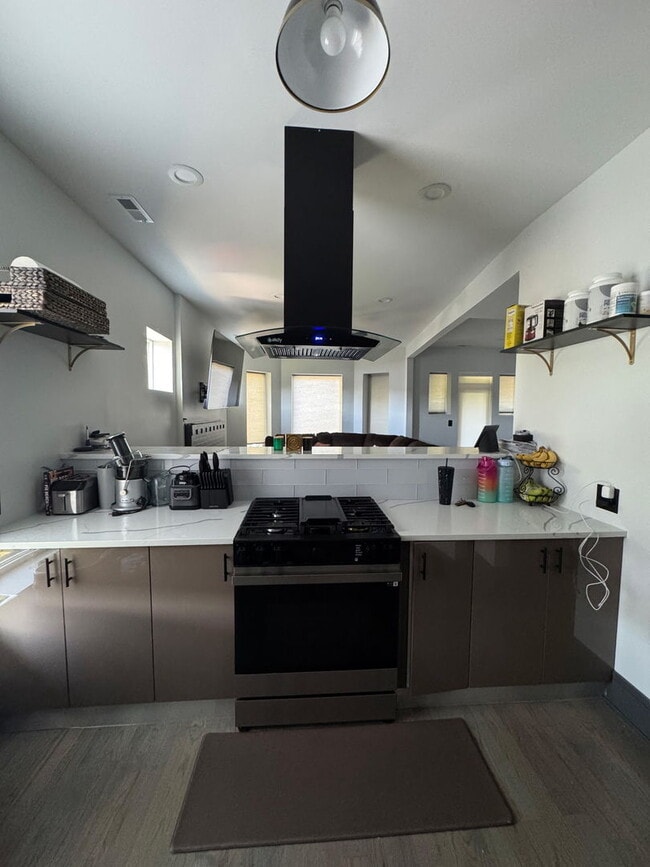 Photo - 6045 S St Lawrence Ave