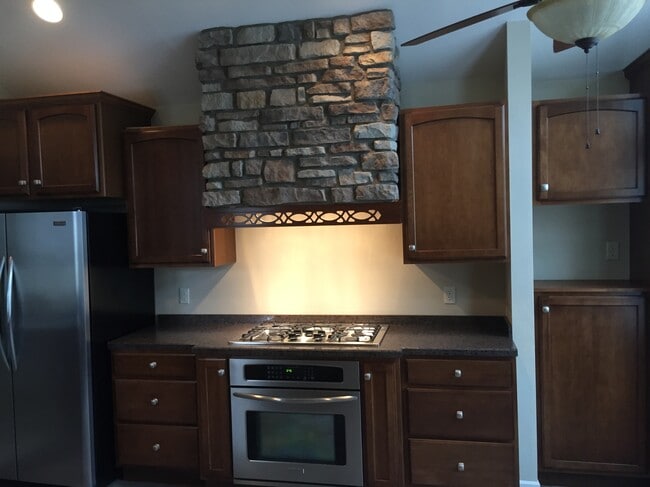 Campana de piedra personalizada - 4980 Tippecanoe Rd