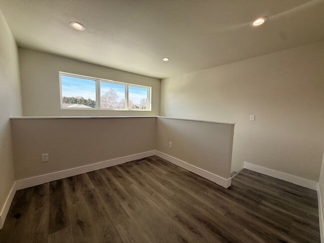 Photo - 2710/2712 16th St S