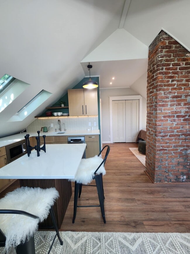 Photo - 125 Cole Ave Unit 125 B