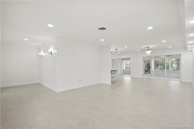 Photo - 1230 NW Fork Rd