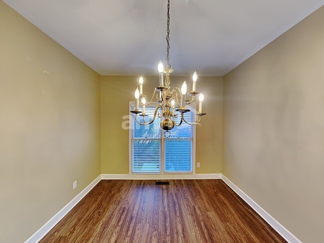 Photo - 5718 Chadwick Ln