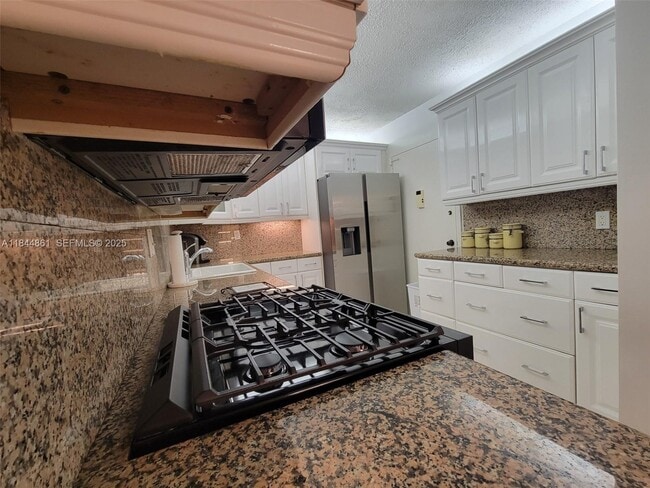 Photo - 3140 S Ocean Dr Unidad 1102