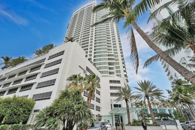 4401 Collins Ave Unit SI ID1540490P
