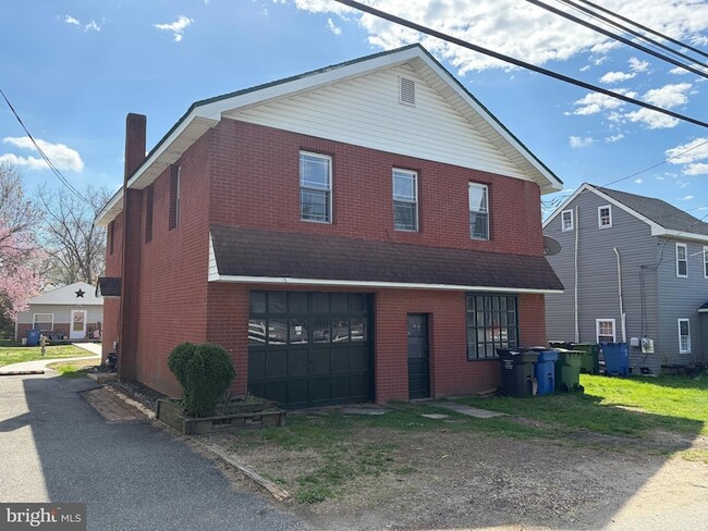 Building Photo - 781 Paulsboro Rd