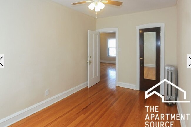 Photo - 4600 N Winchester Ave Unidad 3F