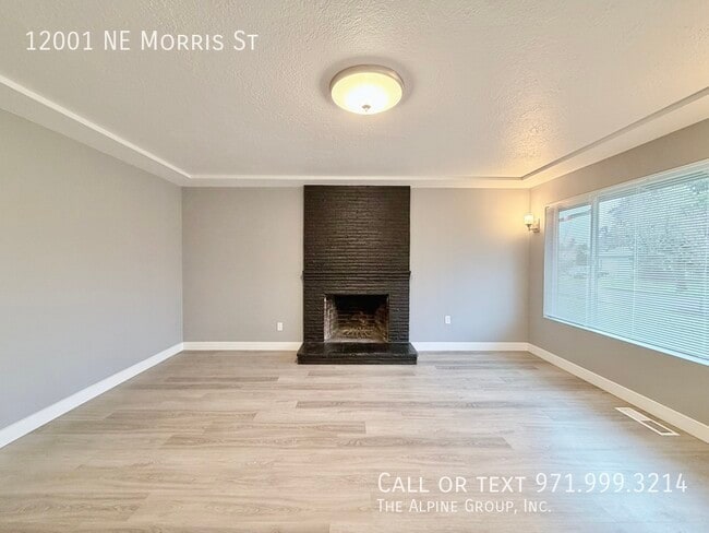 Photo - 12001 NE Morris St
