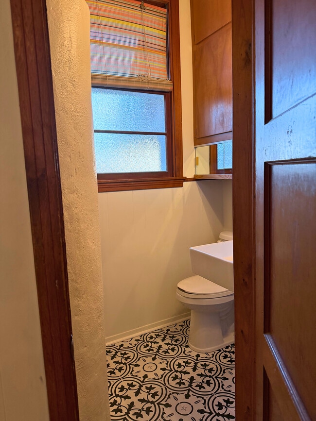 Photo - 5017 Soldier St