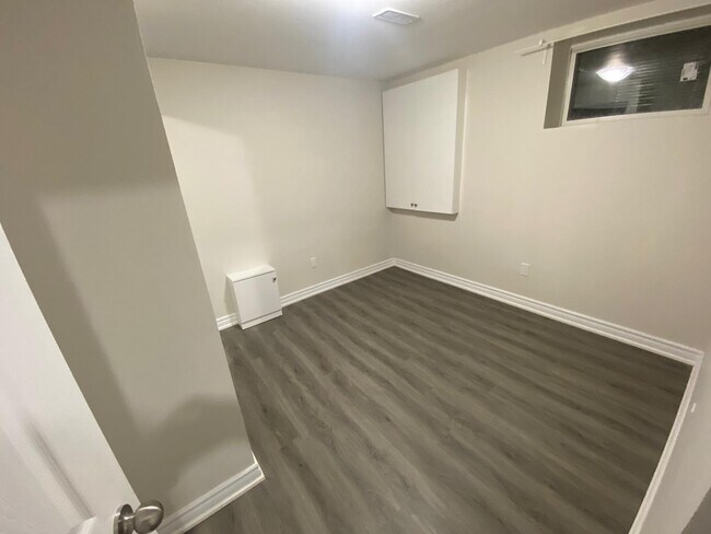 Photo - 29 Tillbrook Ct