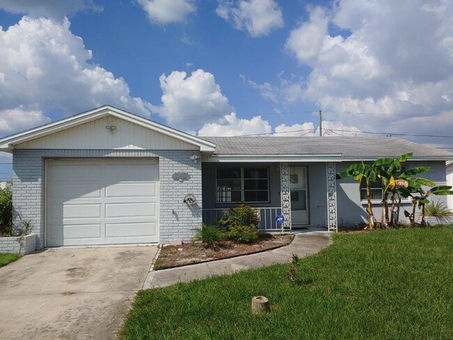Building Photo - 3615 Harvard Dr
