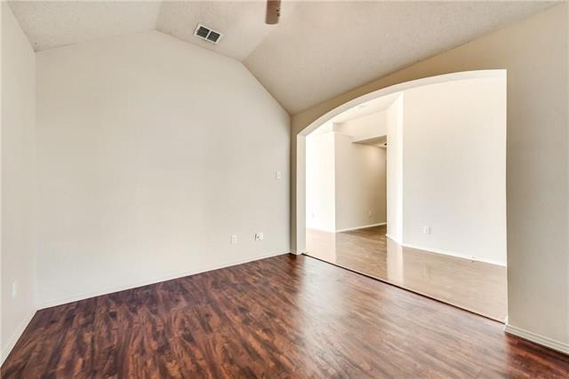 Photo - 6204 Autumnwood Dr