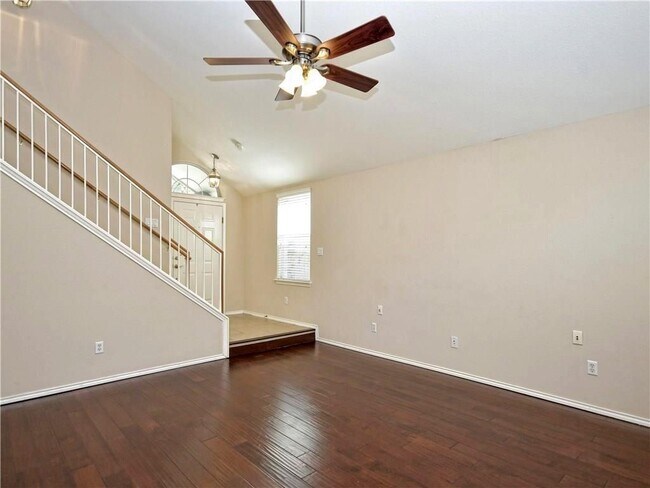 Photo - 11113 Crazy Well Dr