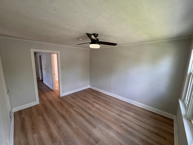 Photo - 239 E Maple Ave Unit Maple Ave Apartment