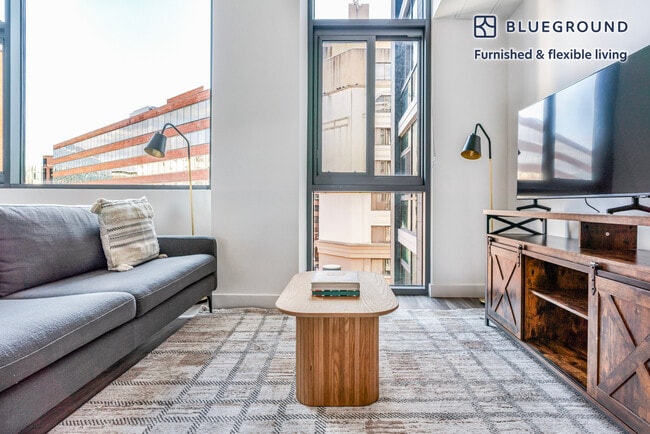 Photo - 1255 22nd St NW Unidad FL5-ID1162