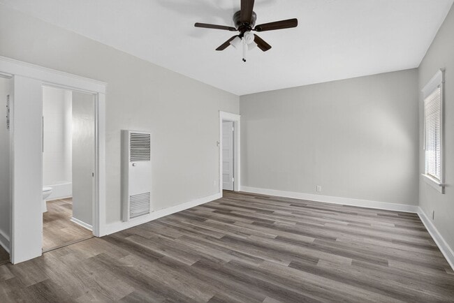 Photo - 905 Cherry Ave Unidad 204