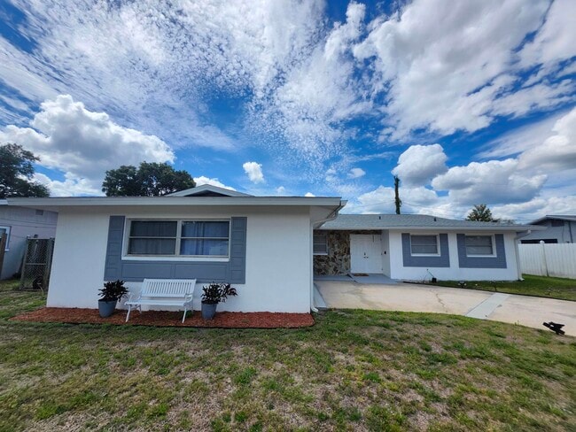 Building Photo - 2521 Tomoka Ave