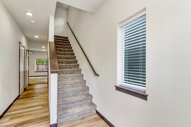 Photo - New Braidwood Village Home for Rent!