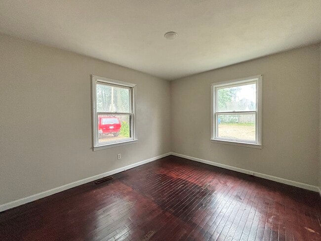 Photo - 1117 S Westnedge Ave