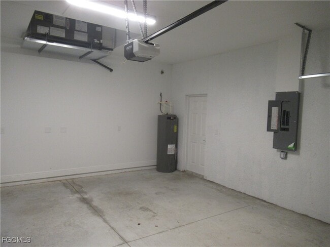 Photo - 2026 NE 25th St