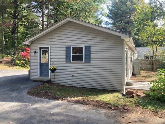 Photo - 146 Central St