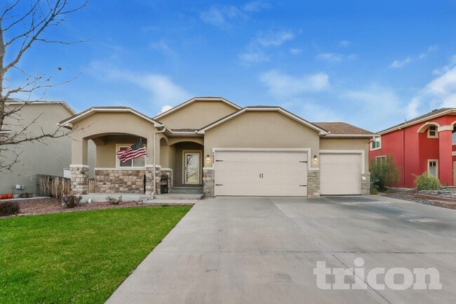 Building Photo - 7935 Dutch Loop