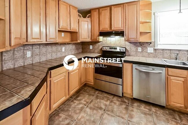 3 Bedroom Pet-Friendly Home in Bartlett, TN with Main Street Renewal