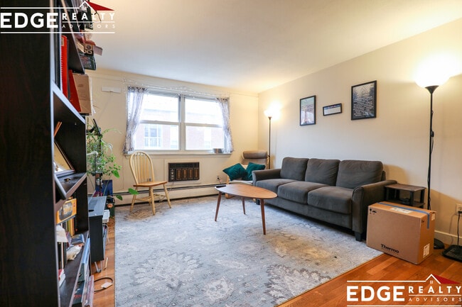 Photo - 11 Commonwealth Ct Unit 10