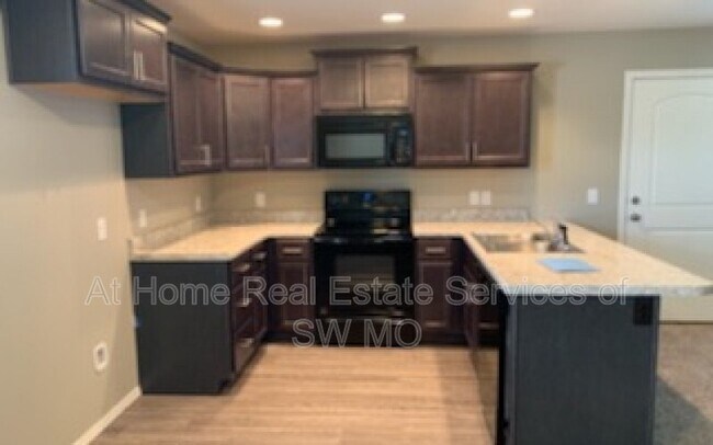 Photo - 4537 W Tarkio St