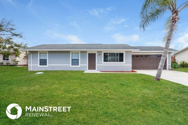 Building Photo - 18529 Phlox Dr Rental