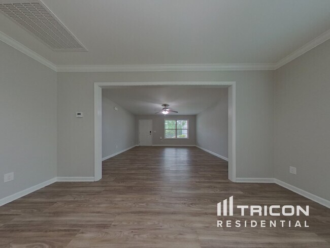 Photo - 543 Connecticut Ave