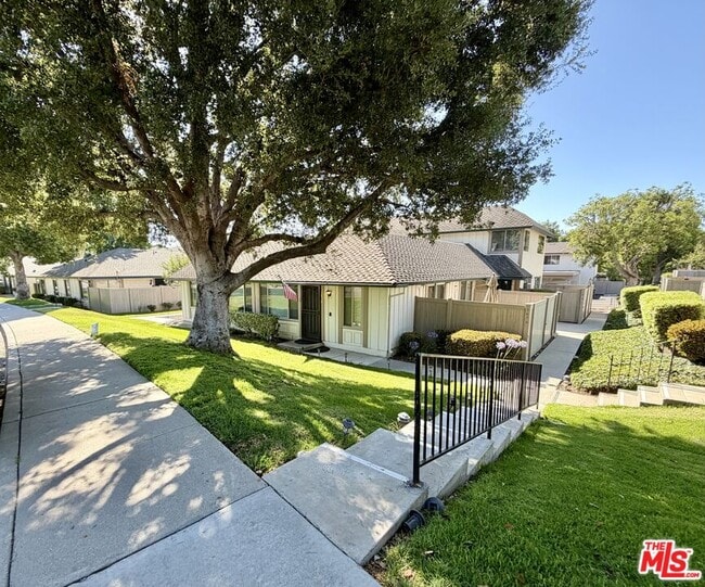 Photo - 1676 Orinda Ct