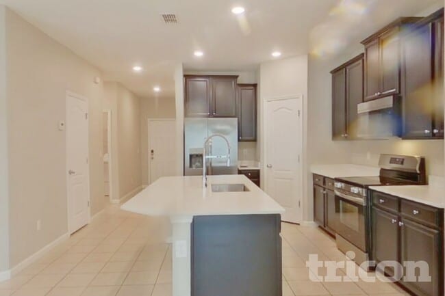 Photo - 10252 Powell Creek Ct