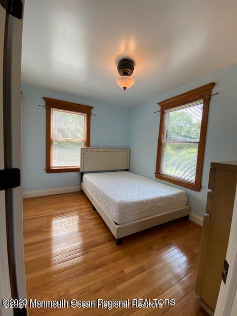 Photo - 190 Oakwood Ave