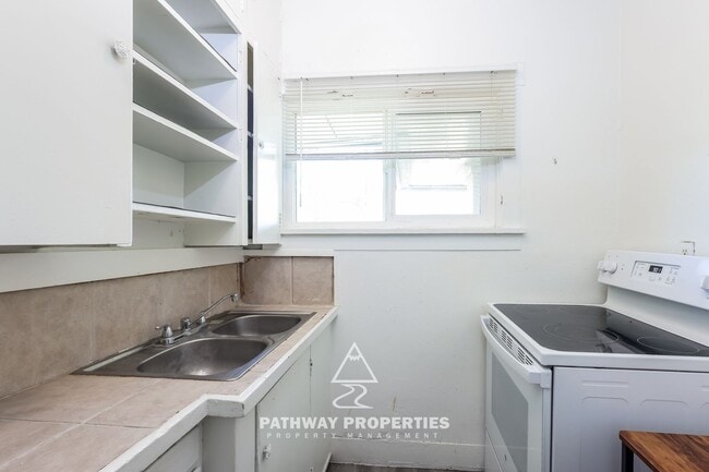 Photo - 785 28th St Unit 785 28th Street