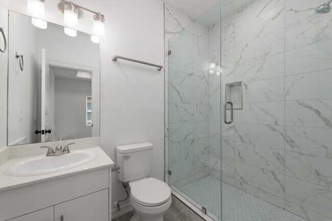 1801 Atrium Place Dr