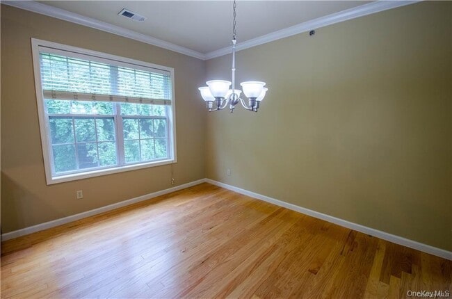 Photo - 213 Canter Ct