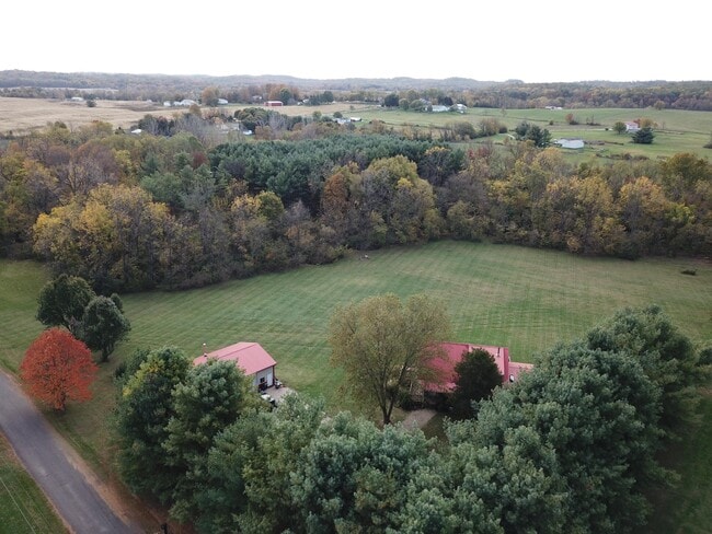 Photo - 4841 Julian Rd SW