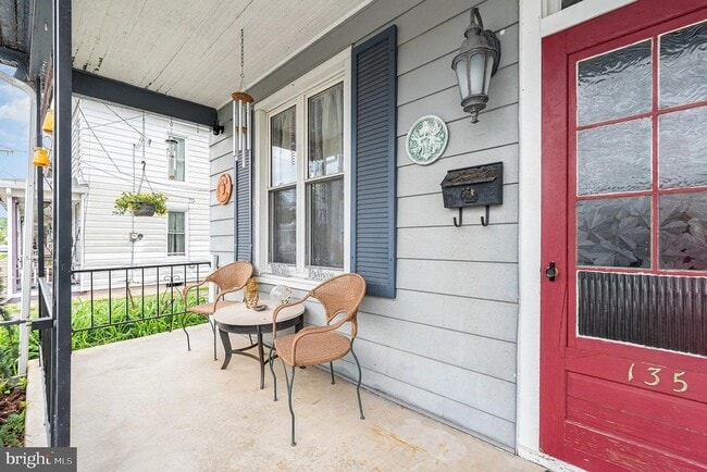 Photo - 5 Bedroom, 1.5 Bath in Harrisburg, PA - **Coming Soon!**