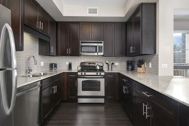 Photo - 71 W Hubbard St Unidad ID1032147P