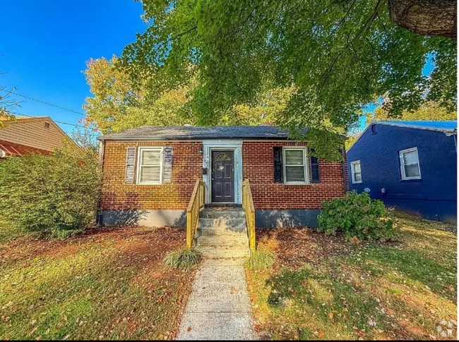 Building Photo - 147 Breckenbridge St Rental
