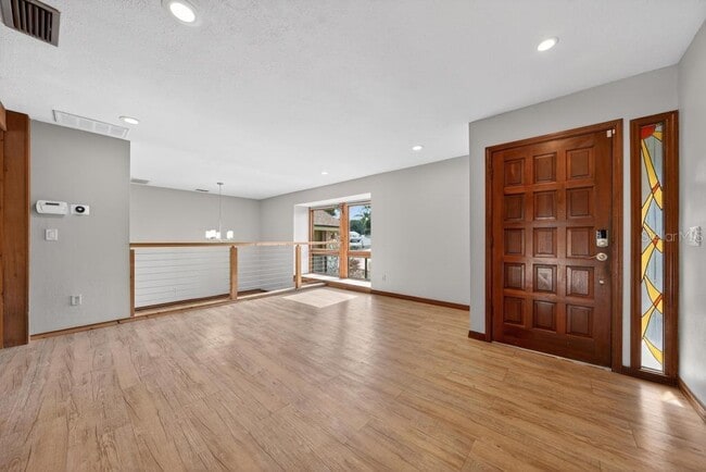 Photo - 234 Duncan Trail