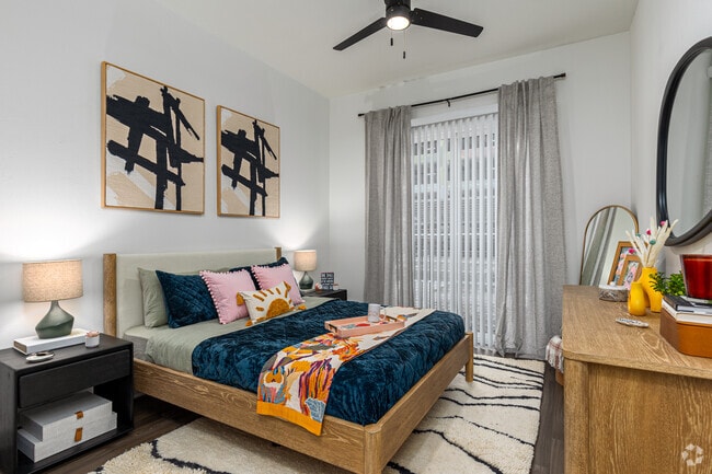 1BR, 1BA - 648SF | A1 - Bedroom