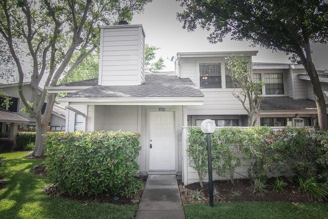 Building Photo - 3069 Windchase Blvd Unit 721 Rental