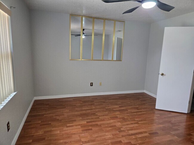 4870 SW 147 Loop