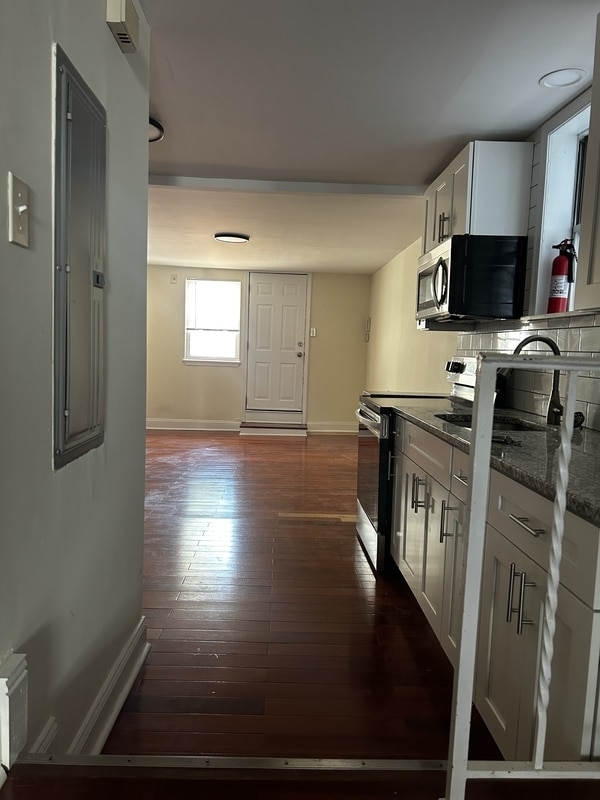 Photo - 1547 S 13th St
